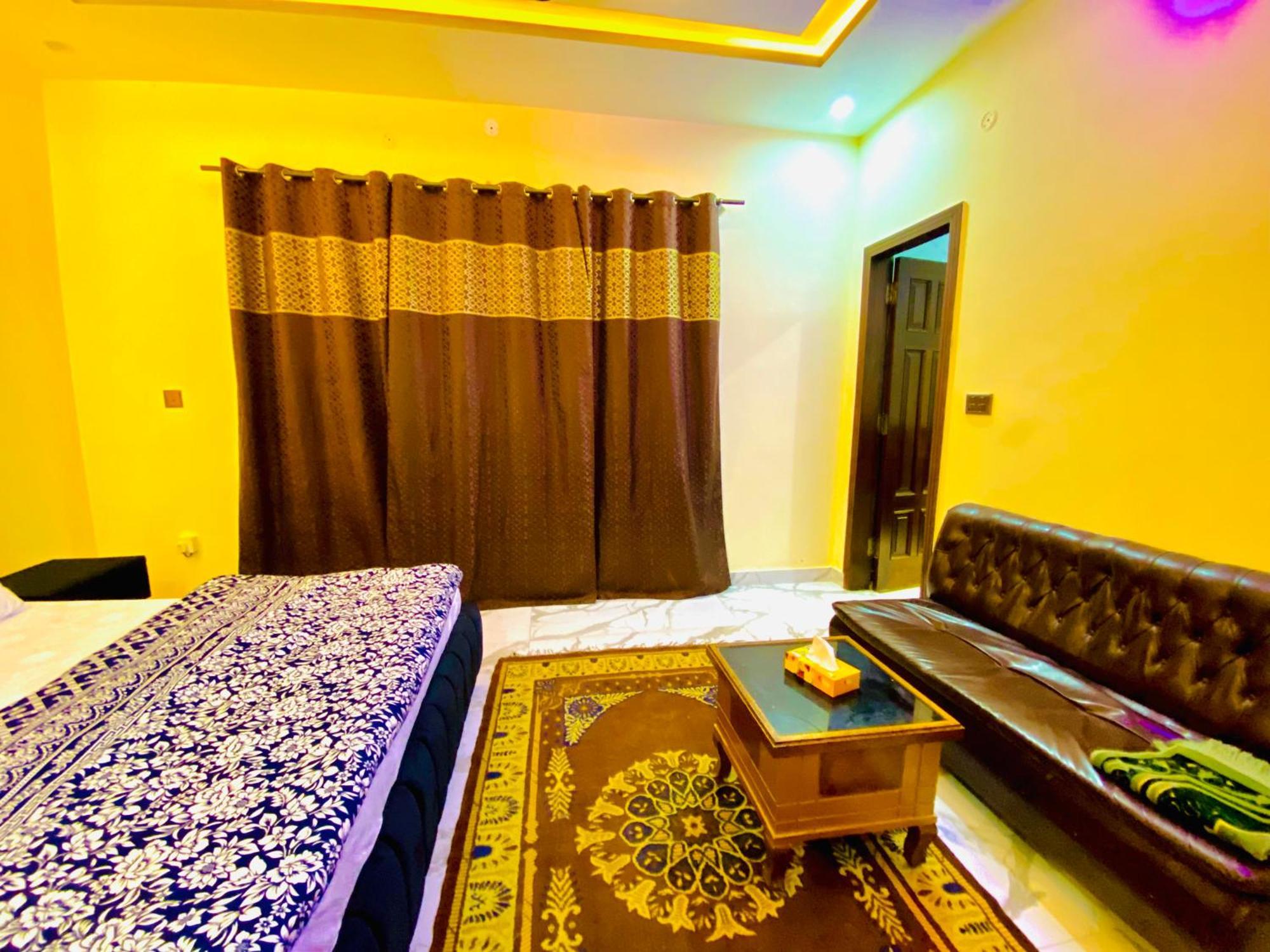 Moonlight Guest House Ravalpindi Kültér fotó